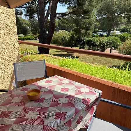 St Cyprien Golf Avec Terrasse Et Piscine Apartment
